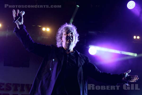 JACQUES HIGELIN - 2013-07-21 - PARIS - Parvis de l'Hotel de Ville - 